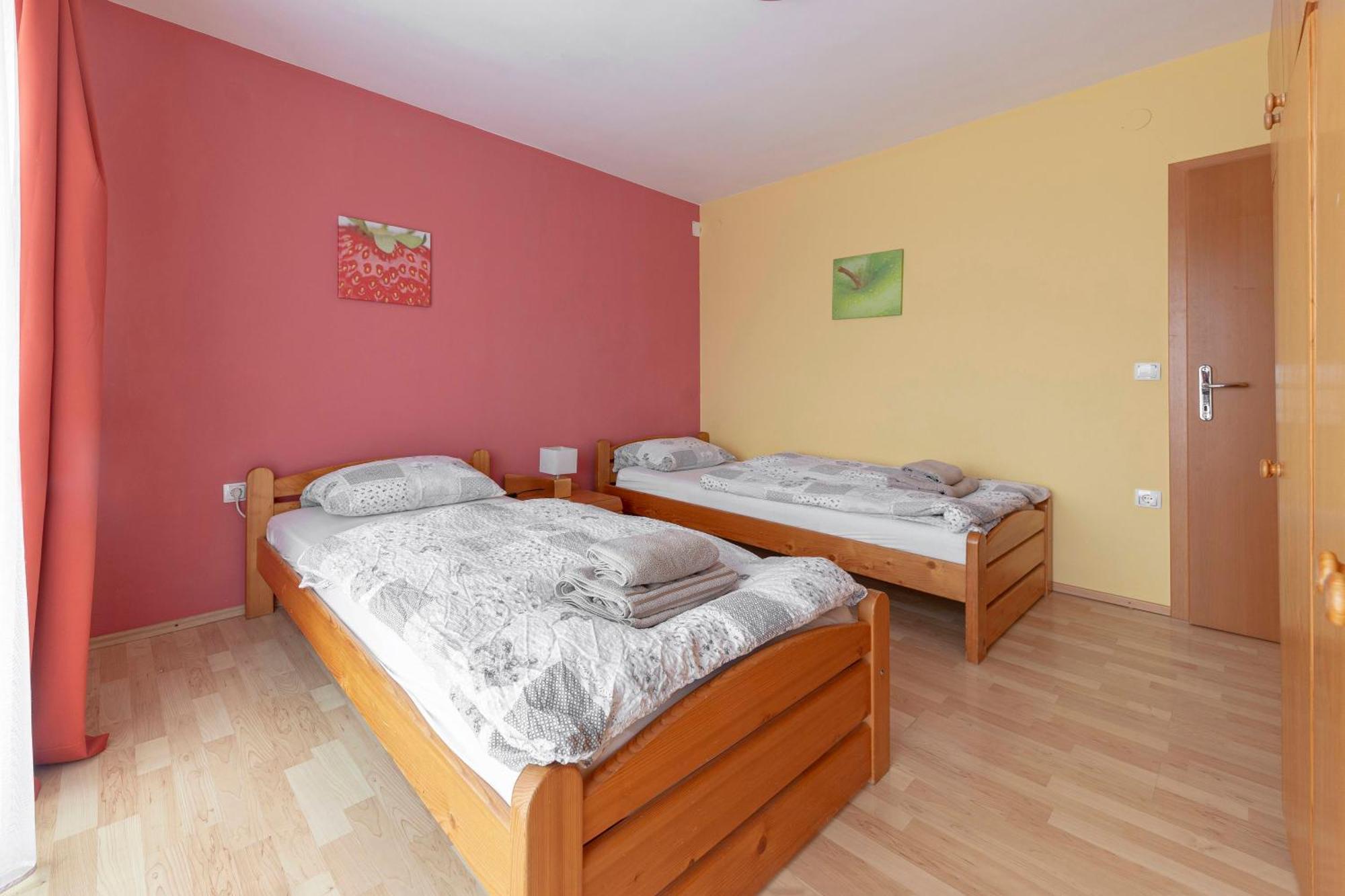 Apartments Znidar Spodnje Gorje Luaran gambar