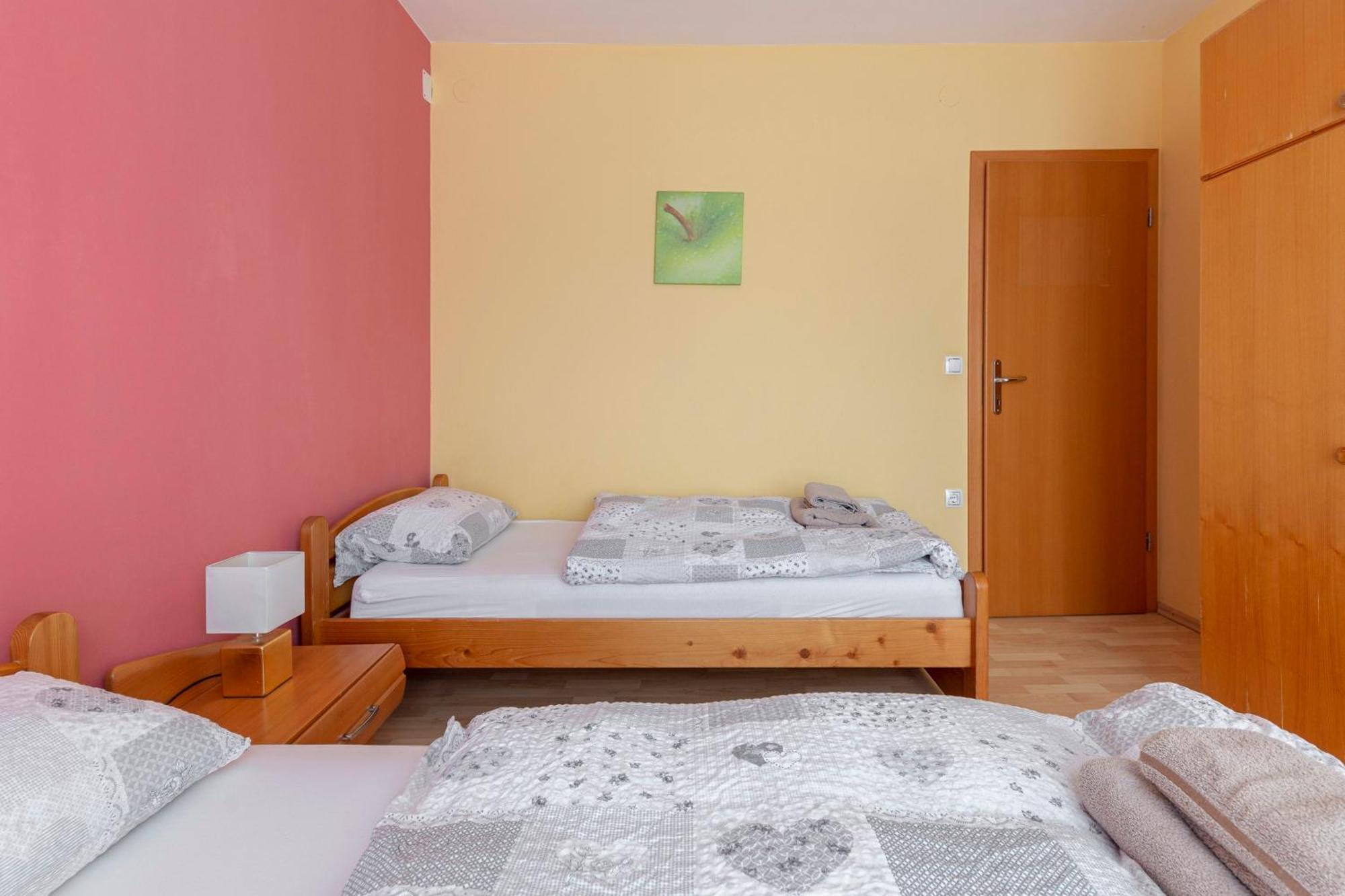 Apartments Znidar Spodnje Gorje Luaran gambar